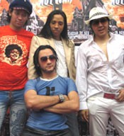 Puasa, David Naif Jadi Satpam