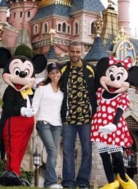 Eva Longoria Bulan Madu dengan Serial TV