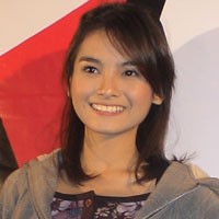 2 Tahun Pacaran, Acha Septriasa Berisi