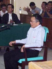 Pengacara Adelin Kirim Surat ke SBY dan Kapolri