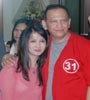Roy Marten Bersimpuh & Cium Kaki Ana Maria