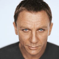 James Bond Siapkan Otot untuk Film Baru