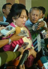 Jadi Buron, Fachri Albar Telepon Camelia Malik