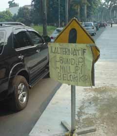 Wagub Potong Jari Tangan Jadi Jaminan Warga PI Buka Portal