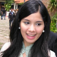 Annisa Pohan Takut Batik Dicuri