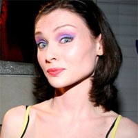 Sophie Ellis Bextor Cinta Perangko