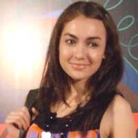 Tahun Baru, Rianti Cartwright Tunda ke Bali