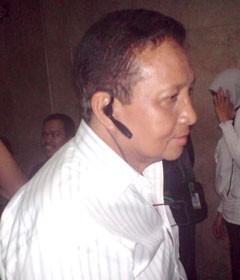 Jenguk Soeharto, Moerdiono Sempat Kesasar