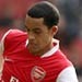 Walcott Menunggu dan Ditunggu