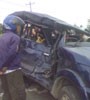 Braaak! Kereta Melaju Kencang Hajar Kijang Innova