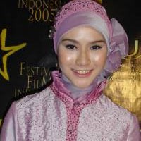Ayat-ayat Cinta Buat Zaskia Mecca Tolak Pacaran