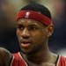 Atasi Raptors, James Bikin Rekor