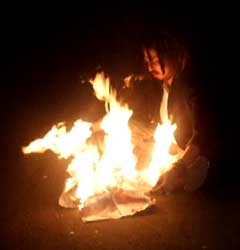 Aksi Mbah Lim di Jalan Cendana dan Api Allah