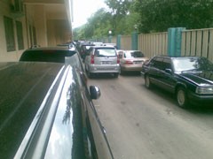 Puyengnya Muter-muter Cari Parkir di RSPP