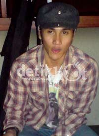 Adegan Bercinta Dipotong, Vino Bastian Kecewa