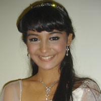 Shireen Sungkar Buktikan Cinta dengan Rantang