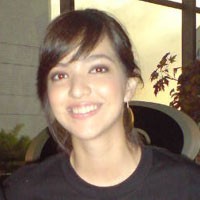 Nia Ramadhani Dekat dengan Putra Bupati Gowa