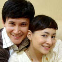 Dewi Rezer Menikah Juli, Melahirkan Desember