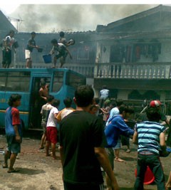 Air Bekas Banjir Ikut Padamkan Kebakaran Tambora