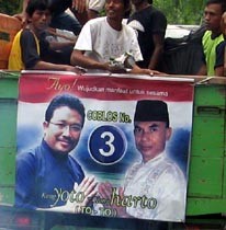 Tuntut Pelantikan Bupati, Dewan Dikado Kucing