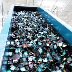 Botol Minum Disulap Jadi Cartridge Tinta HP 