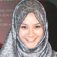 Zaskia Mecca Berburu Jodoh di 3 Tempat