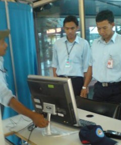 Petugas Body Scanner Bandara Cengkareng Belum Ditraining