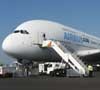 Tarian Airbus A380 & Fighting Falcon Ramaikan Airshow