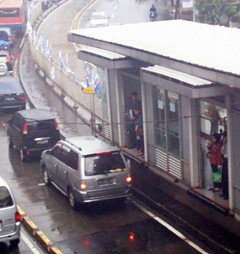 Ada Pihak Tertentu dalam Pilpres 2009 yang Ingin Busway Kacau