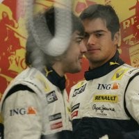 Renault Tertinggal Jauh