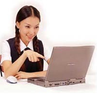 Remaja Putri Dominasi Internet