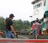 Sstt ... Gudang Mafia Penyelundup Ada di Sebelah Polsek