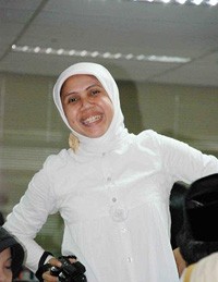 Jalan Rusak Depan Highscope Pondok Aren Tangerang 