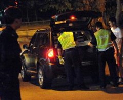 Polisi, Tentara & Paramiliter Singapura Intensif Buru Kastari