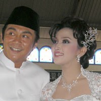 Willy Dozan Tunggu Waktu Ungkap Gugatan Cerai