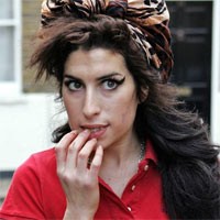 Sekali Nyanyi, Amy Winehouse Dapat Rp 9,3 M 