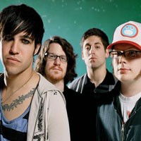 Fall Out Boy Manggung di Antartika
