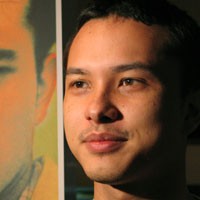 Nicholas Saputra Tanam Pohon Lewat Internet