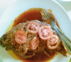 Menjajal Pedasnya Ayam Taliwang di Negeri Asalnya
