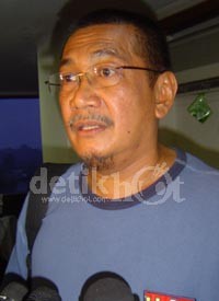 Deddy Mizwar & 1.000 Anak-Anak Tuntut Film Anak