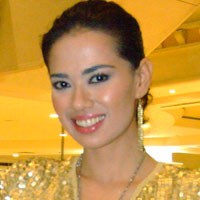 Catherine Wilson Waspadai Cowok Matre