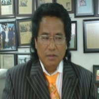 Pancaarta Minta KPK Periksa Marubeni Corp