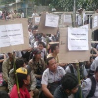 Outsourcing, Dicinta Pengusaha Dibenci Karyawan