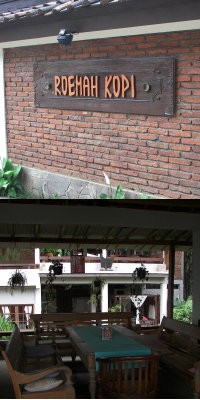 Menyeruput Kopi ala Roemah Kopi 
