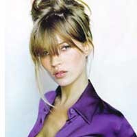 Kate Moss Rebut Kembali Mahkota Fesyennya