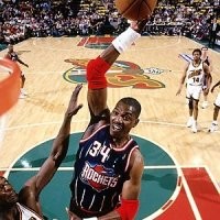 Olajuwon-Ewing Anggota Terbaru Hall of Fame