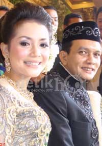 Kristina-Amin Sedang Tidak Mesra