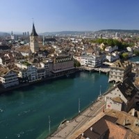 Menikmati Kehidupan Kelas Satu di Zurich