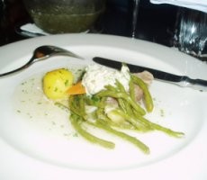 Mencicipi Escargot di Java Blue