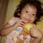 Kania Syifa Aprillia, 2,11 Tahun; Perempuan; f